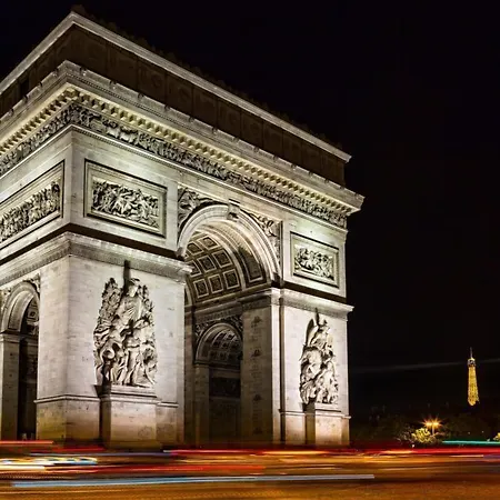 Hotel Eiffel Garibaldi Paris