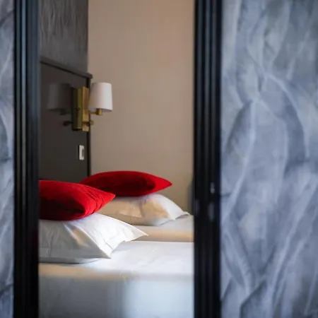 Hotel Eiffel Garibaldi