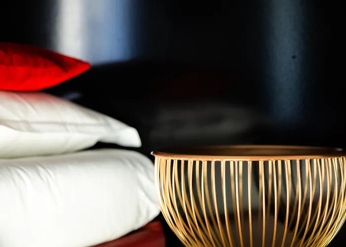 Eiffel Garibaldi Hotel