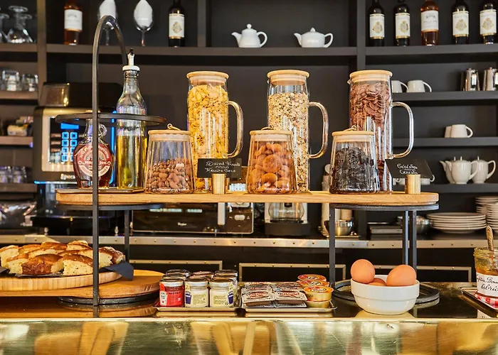 Eiffel Garibaldi Hotel