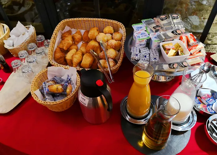 Eiffel Garibaldi Hotel Parigi