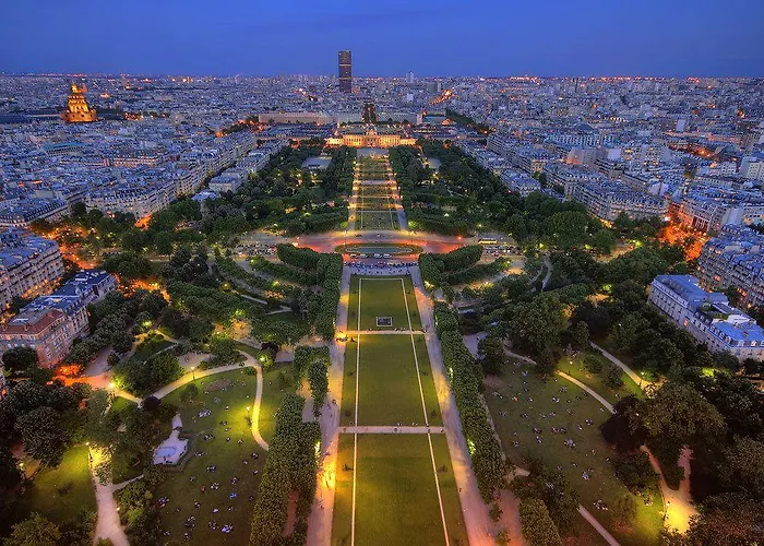 Hotel Eiffel Garibaldi 3*