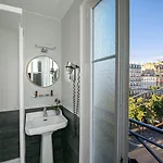 Eiffel Garibaldi Hotel Paris