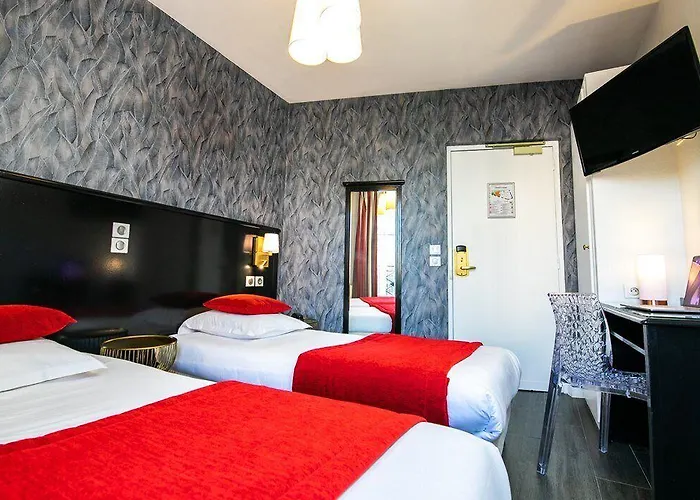 Hotel Eiffel Garibaldi 3*