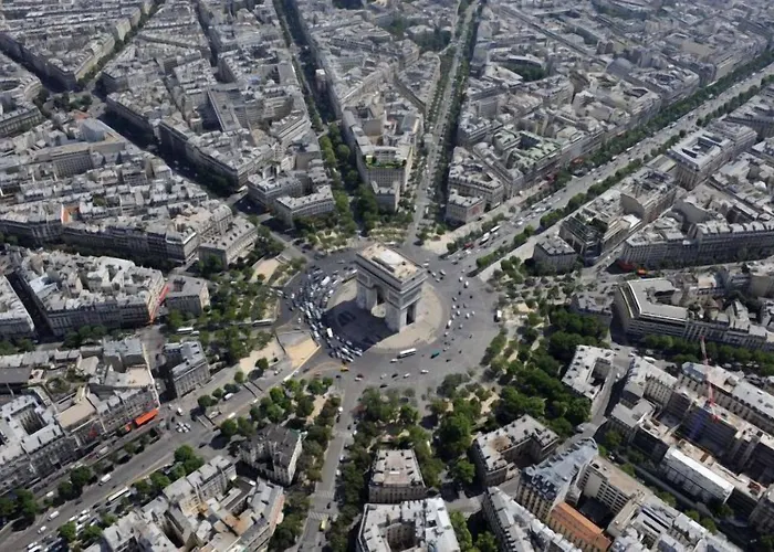 Eiffel Garibaldi 3* Parigi