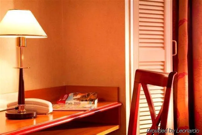 Eiffel Garibaldi Parigi